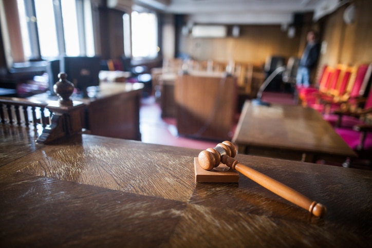 image of a hammer in a courtroom for personal injury trial